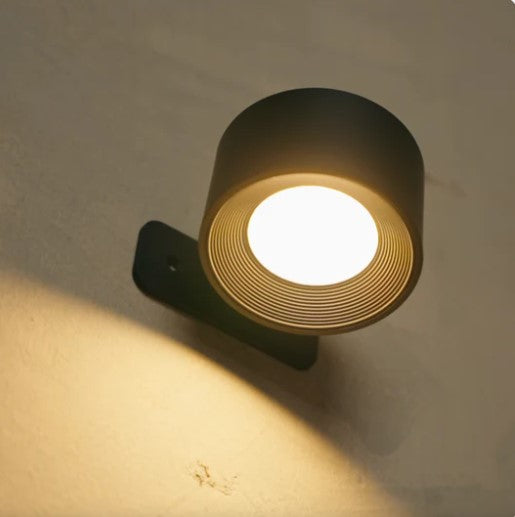 Nordic Light™ - Trådlös Vägglampa